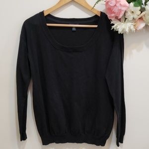 🎈Gap Scoop Neck Black Pullover Sweater Sz M